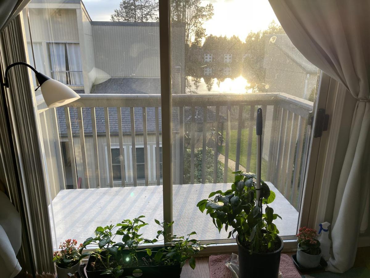 Shared Space With Private Room In Beautiful Lakefront Apartment Federal Way Exterior foto